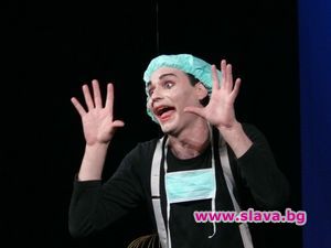 Kраси Аврамов – със спектакъл в навечерието на Новата 2013