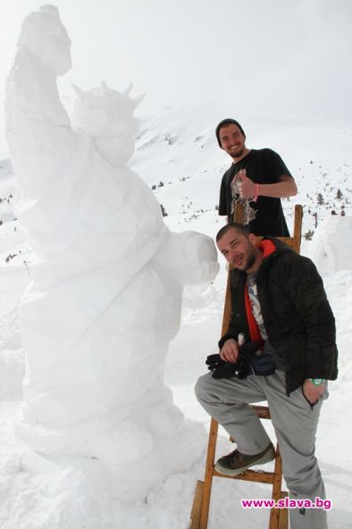 Над 20 снежни фигури оживяха в Пирин
