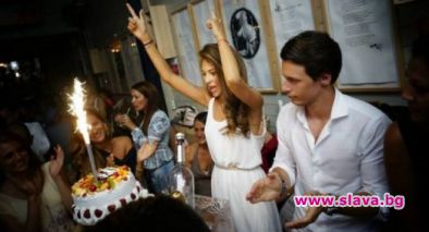 Никол Станкулова празнува ЧРД с новото си гадже 
