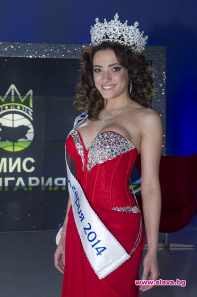 19-годишната Симона е новата Мис България