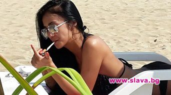 Ани Хоанг хваната да пуши трева на плажа