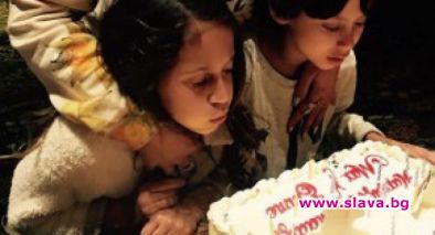 Джей Ло отпразнува рождения ден на близнаците си