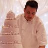 Братът на Карамазов прави торта за кралската сватба