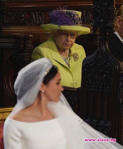 Кралицата гледа лошо снахата