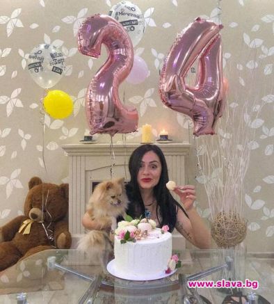 Радост Тодорова празнува рожден ден в Русия