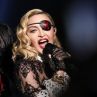 Мадона загуби: Продават сатененото й бельо, писмото от Тупак