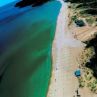 Златистият плаж "Смокиня" посивя от нов пясък