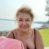Марта Вачкова се щракна по бански