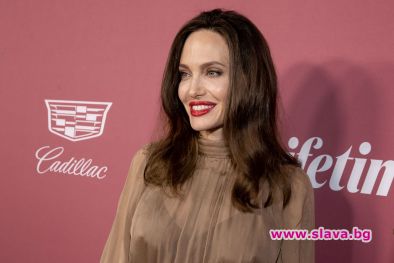 Анджелина Джоли отново излиза с бившия си съпруг Джони Лий Милър 