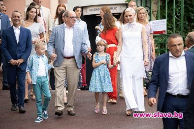 Принцеса Шарлен се завърна на пикника на Монако с Албер и близнацитe