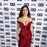 Корсетът на Салма Хайек преля на наградите на GQ за 