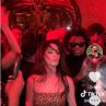 Ан Хатауей с див тоалет и щури танци на партито на Valentino