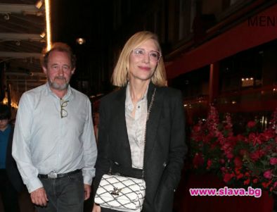 Кейт Бланшет и съпругът ѝ на вечеря в известен ресторант за морски дарове