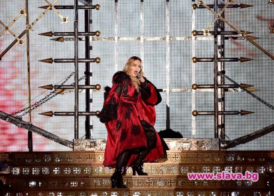 Мадона планира да качи Бритни Спиърс на сцената на предстоящото си турне 