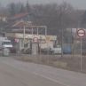 Българско село е на път да влезе в Гинес с над 100 пътни знака, някои на 5 м