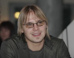 Максим Стависки