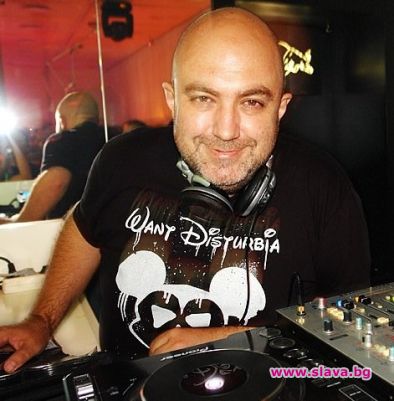 Метрополис експорт – DJ Стивън с професионални успехи в Италия