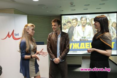 Ники Илиев и Саня Борисова се срещнаха с фенове