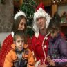 Боби и Цеце зарадваха децата в Нови хан като Дядо Коледа и Снежанка