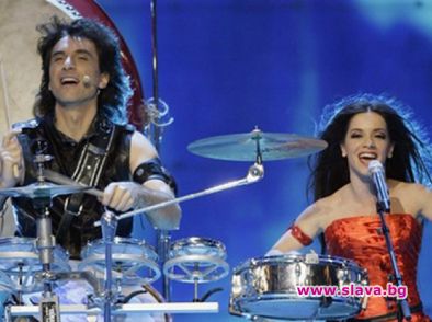 Елица бута тъпкача си Криско на Евровизия