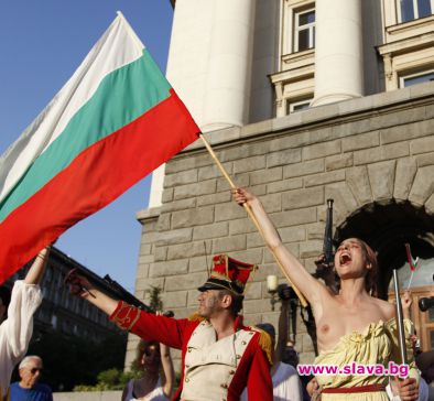 Таня на Малкия Маргин стана гърда на протеста