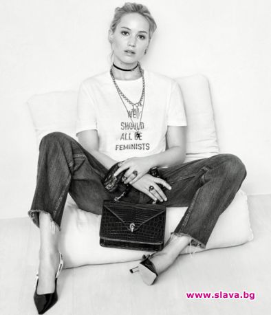 Дженифър Лоурънс се снима без грим за Dior