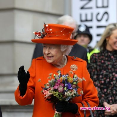 Кралицата с пъри пост в Инстаграм