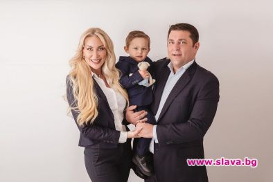 Антония Петрова отбеляза рождения ден на сина си с тематична фотосесия