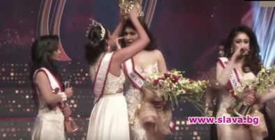 Хаос и драма на конкурс за красота в Шри Ланка (ВИДЕО)
