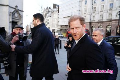 Принц Хари се завърна във Великобритания, след като изненадващо се яви в съда 