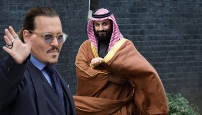 Джони Деп опасно близък със саудитския принц