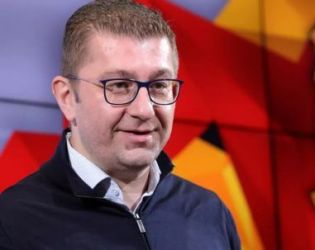 Мое човешко право е как ще наричам Македония: Лидерът на ВМРО-ДПМНЕ