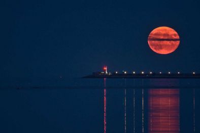 Eсетрова Супер Луна в понеделник и вторник, пророчески сънища за чувствителните