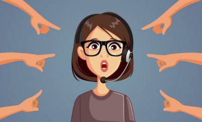 Как разговорът през претенции убива отношенията и създава агресия и зависимост