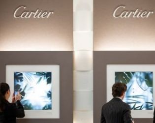 Кибератака срещу Cartier: Откраднати клиентски данни, но не и финансова информация