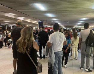 300 души заложници на Летище-Сф за час, министърът обеща възмездие