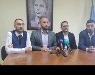 Районните кметове на Младост и Люлин напускат ПП