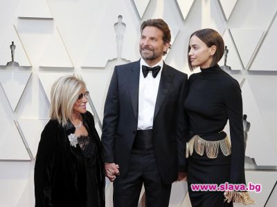 slava.bg : Gloria Campano, Bradley Cooper и Irina Shayk slava.bg : Gloria Campano, Bradley Cooper и Irina Shayk