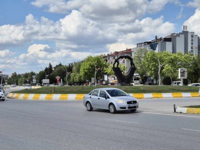 Всичко на български, най-голямата джамия в Европа и тиган за Гинес: Одрин